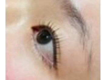 オンリーヘア 桑名(ONLY HAIR)の写真/伸びた眉毛をすっきり整える眉カットで、清潔感のあるナチュラルな垢抜け目元へと導く施術をご提案します♪