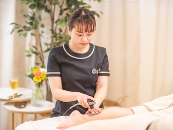 ファミーユ 名古屋店/足の施術