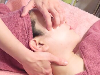 ザ エステティック福岡/こだわりの小顔コルギ★