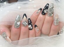 プティネイル 池袋(Puty Nail)/黒Vフレンチワンホンネイル