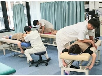 MKカイロプラクティック/