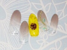 ネイルライフ(NailLife)/ひまわりネイル