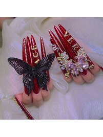 華麗的蝴蝶美甲