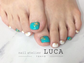 ネイルアトリエルカ(nail atelier LUCA)/W-155　ヒトデ夏フットネイル