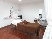 個室でアットホームな空間☆施術時間はあなただけのサロンです♪