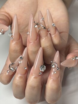 トップコート 下北沢店(Top Coat)の写真/センス溢れるデザインと多彩なアート提案で、誰とも被らない指先へ。長さだしにも対応♪海外輸入パーツも◎