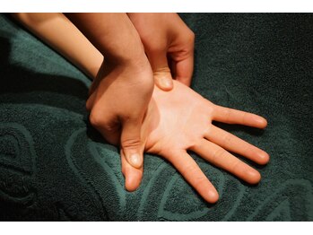 エルスパ 本町店(LSPA)/ハンドエイド(手コリケア)