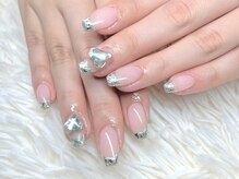 リエル(Riel)/ガラスフレンチネイル