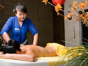 アジアンリラクゼーション ヴィラ 福岡東店(asian relaxation villa)/バリニーズ施術シーン