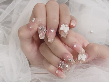 フィオナ 大久保店(Fiona)/ちゅるん大人ガーリーネイル