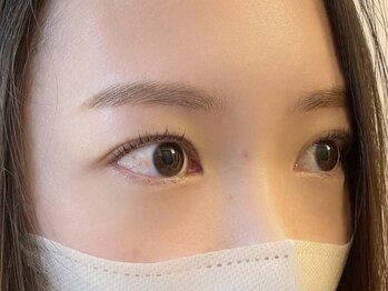 ビューティーバイツリー(Beauty by TRYY)の写真/【オーダーメイドの美眉デザインをご提供◎】メイク仕上げ込みなので、そのままお出かけできるのが嬉しい♪
