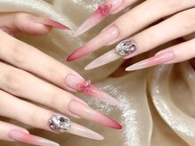 ミナミ(MINAMI)の雰囲気(高級感・上品なネイル)