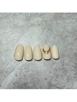 ラヴィネイル(La vie nail.)の写真/【十三】お手元から季節感*仕事で派手にできないあなたも満足度◎シンプルだけど何度も見たくなるお爪に。