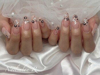 アール 喜多見 成城学園前(R)の写真/デザインや空間にまでこだわったプライベートサロン◎オフィスネイル~華やかなデザインまで幅広く対応♪