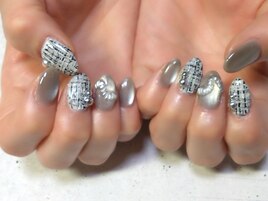 ツィードネイル