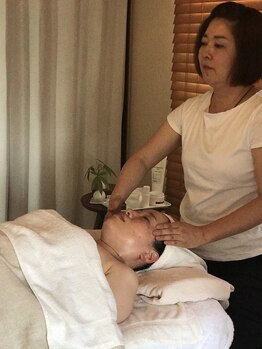 ネフェルティティ 緑地公園店(Nefertity)/◆フェイシャル