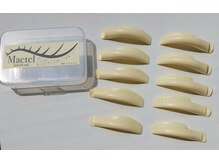 ネイルアンドアイラッシュ アヴィ(Nail and Eyelash A'vi)/メーテルロッド