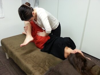 ラクタイセイタイイン 梅田茶屋町店(楽体整体院)//小顔/小顔矯正/フェイシャル