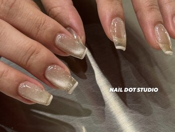 ネイルドットスタジオ 堺筋本町(NAIL DOT STUDIO)/マグネット×スキニーフレンチ
