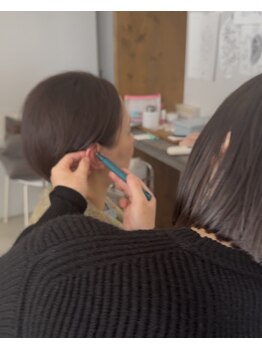 アサミミセラピー(asamimi therapy)の写真/耳全体をマッサージし眼精疲労解消のつぼにアプローチ!頭痛や睡眠の質の改善をサポートする癒やしの空間☆