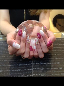 エスフィーネイルサロン ブリーユ(Esfy nailsalon Brille)/ピンクネイル