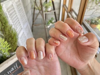 ニキ ヘアー ネイル(niki hair nail)/オレンジ塗りかけ