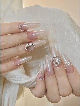 リン(Lynn)の写真/持ち込みデザインやイメージなど仕上がりデザインの再現性が高い技術☆あなたの理想のネイルを叶えます◎