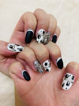 爪ゃ/モノトーンネイル