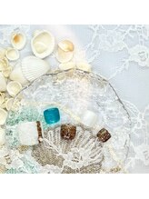 ツメトトノウ/夏らしい上品フットネイル