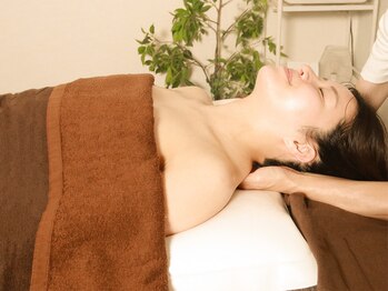 リラクサロン パチャリ(Relax Salon Pachari)の写真/【関西希少◆新感覚】冷え,むくみ改善・疲れの解消に♪温水マット全身アロマトリートメントご新規90分¥8900