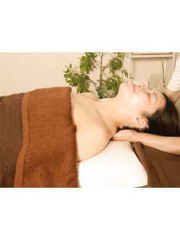 首・肩のつらさを改善したい