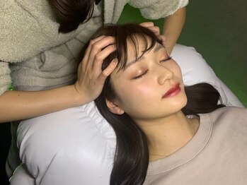 ラックスビー ネイルアンドアイラッシュ 阿倍野ルシアス店(LUXBE)の写真/【ドライヘッドスパ】睡眠のお悩みやお顏リフトアップで自律神経を整える!男性の方も気軽にご利用頂けます!