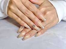 ネイルサロン ジュノ(JUNO)/ガラスフレンチ 担当あおい