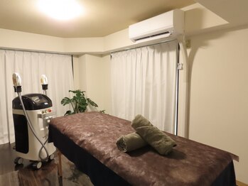 カナウ(KANAU)の写真/【お得にまるごと全身脱毛！】全身脱毛（顔、VIOあり）が13,000から♪[学割U24クーポンや他クーポン◎]