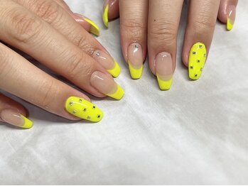 インフィニティ なんば店(Infinity)/フレンチネイル☆パラジェル