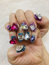 爪ゃ/ビジューな爪