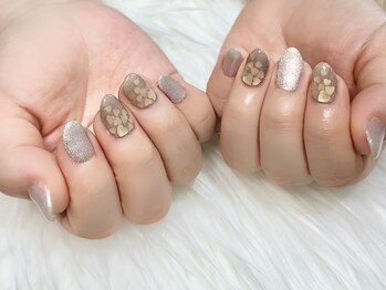 ヒールネイル(heal nail)/magnet×ハート埋め込み.