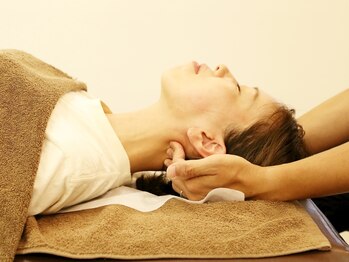 ウル鍼灸整骨院/首の施術