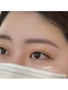 マーリエ(malie)の写真/【まつ毛と眉毛の同時施術可能★】忙しい大人女子の強い味方♪完全個室の隠れ家サロンでゆったり施術！