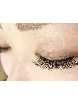 ボリュームのある目元にしたい