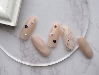 ネイル スパ ココプラス(Nail spa Cocoplus)/ガーリーなチェックネイル