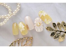 ネイルサロンアンドスクール ミュー(Nail Salon & school mieux)/ぷっくりフラワーネイル☆