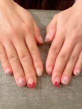 サロンビー(Salon B)/変形フレンチネイル　パラジェル