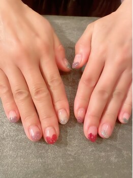 サロンビー(Salon B)/変形フレンチネイル パラジェル