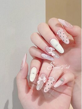 スウィートネイル(Sweet nail)の写真/こだわりのパーツで可愛い指先をさらに彩る!ずっと見ていたい可愛い指先に!トレンドデザインが豊富♪