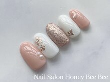 ハニービービー(Honey Bee Bee)/ピンクフラワーネイル