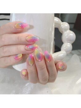 桜ネイルサロン/多色ネイル
