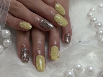 ベレッツァ 折尾店(Bellezza)/白ドットネイル!