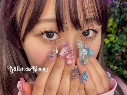 ネイル スタジオ ブルーミー(Bloomy)の写真