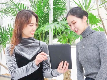 エクリュ(ECRU)の写真/メイク道具持参OK◎プロのメイクアップアーティストから似合うメイクを学べる☆魅力を引き出すお手伝い♪